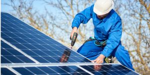 Installation Maintenance Panneaux Solaires Photovoltaïques à Corneilhan